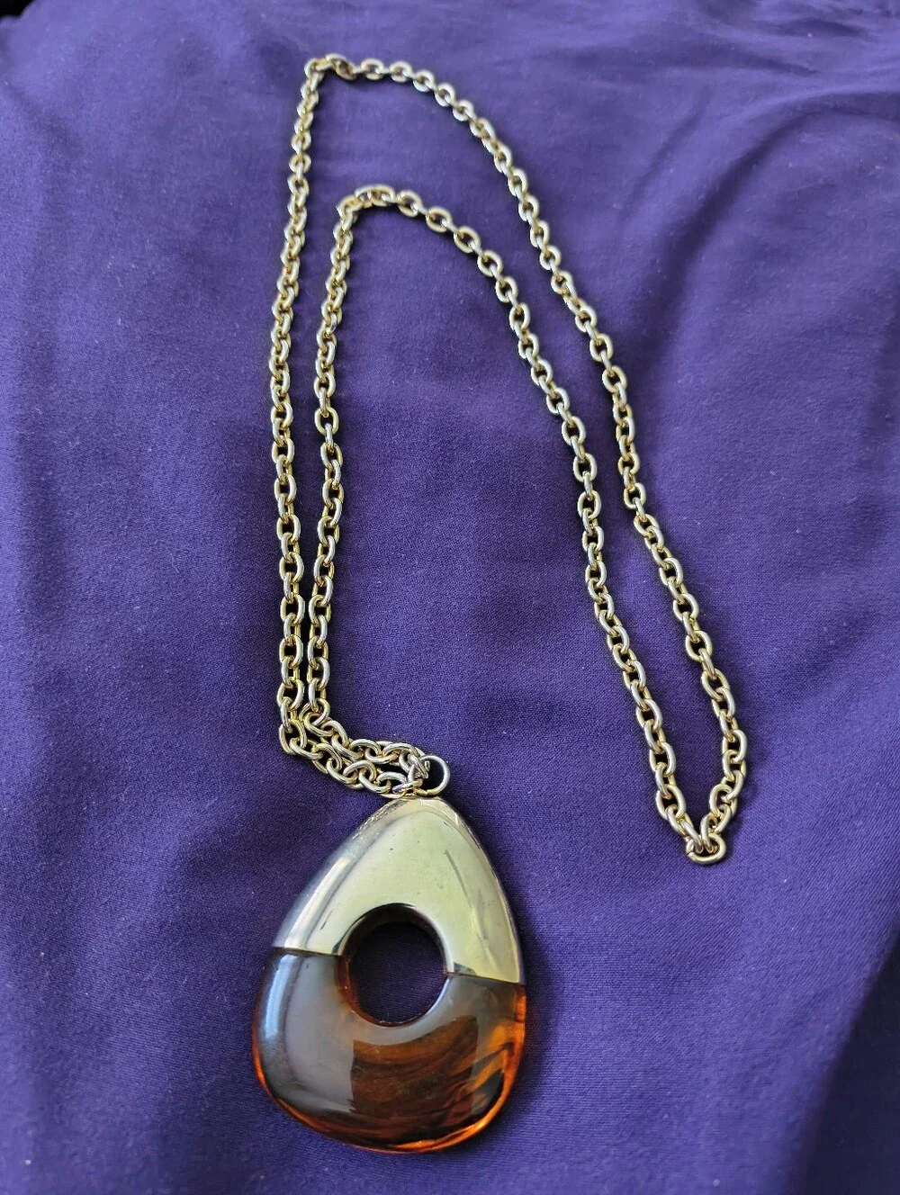 Vintage 1970s Lucite Amber Colored Gold Tone Tear Drop Necklace. Estate Find